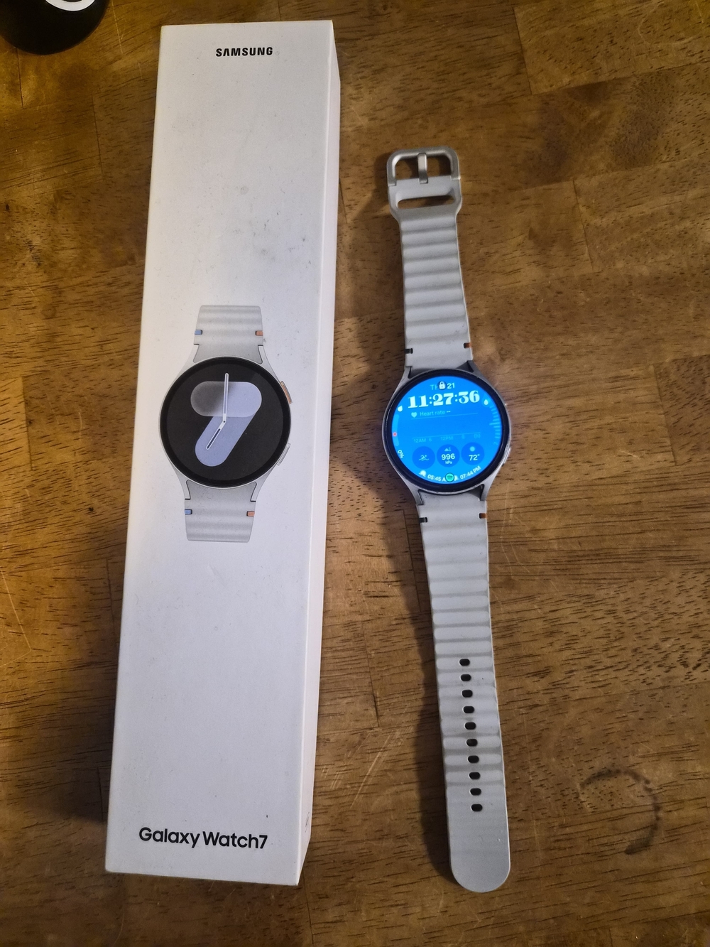 Samsung Galaxy Watch7 Smartwatch - Light Gray